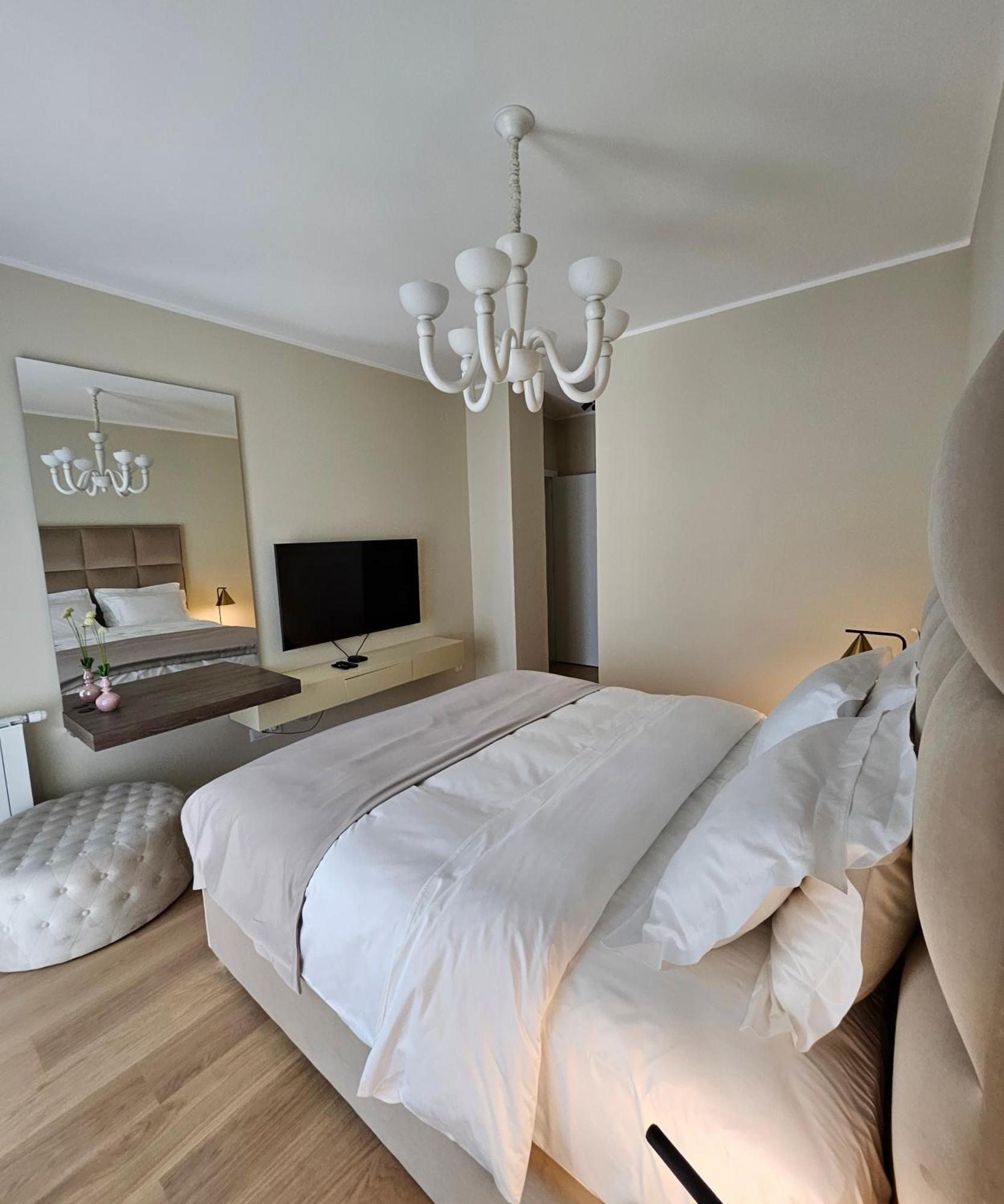 New Belgrade Premium Hotel Pokoj fotografie