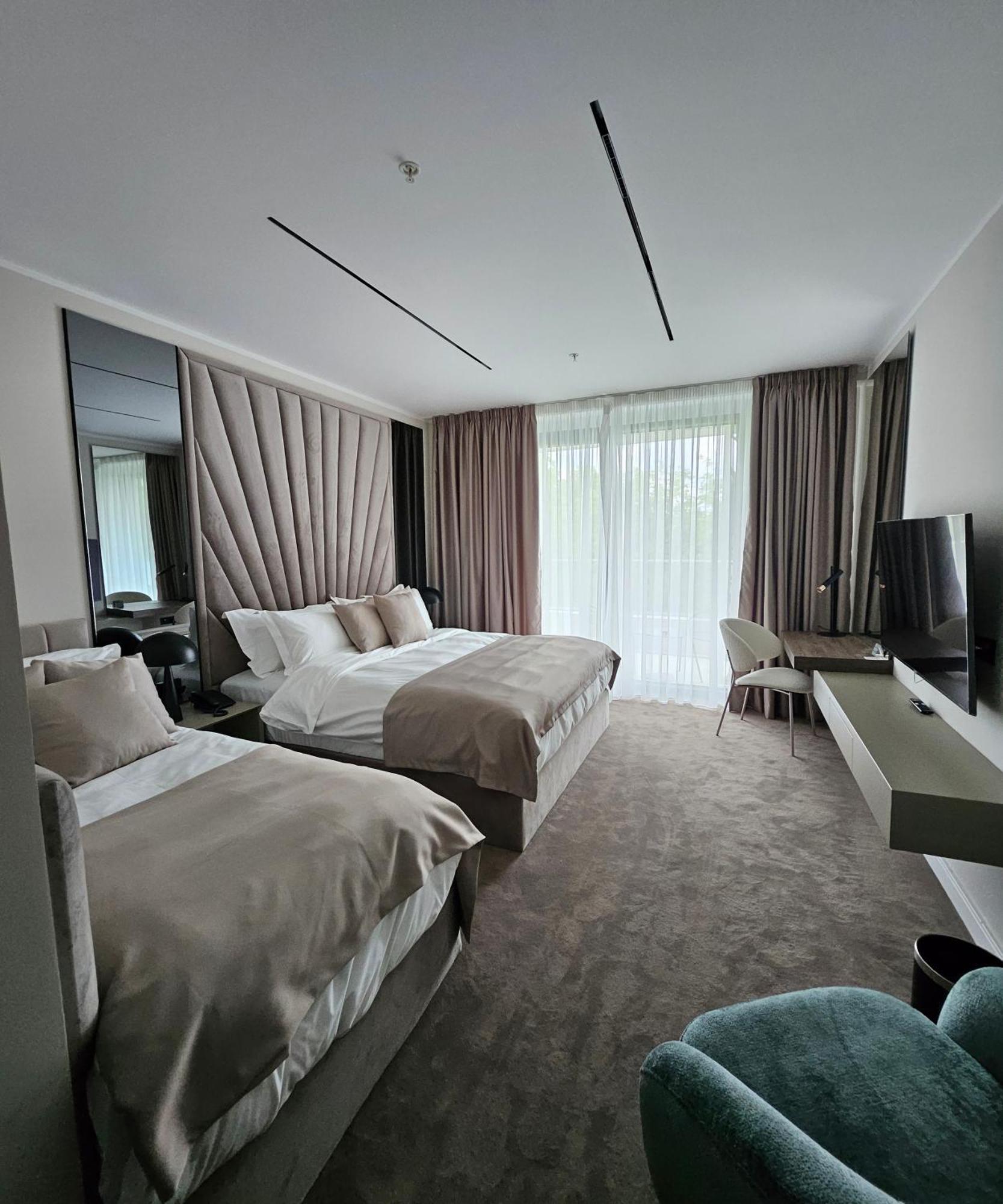 New Belgrade Premium Hotel Pokoj fotografie